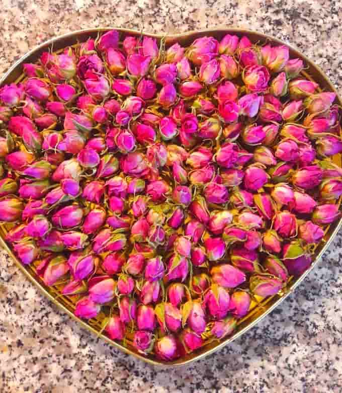 تصویر 3 از غنچه گل محمدی طبیعی معطر تازه